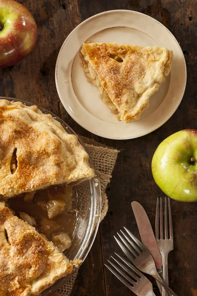 Sobremesa de torta de maçã orgânica caseira — Fotografia de Stock