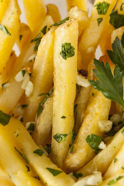 maydanoz ve sarımsak patates kızartması