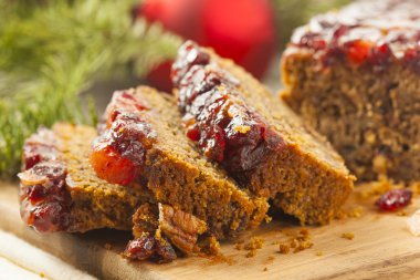 şenlikli tatil ev yapımı meyveli kek