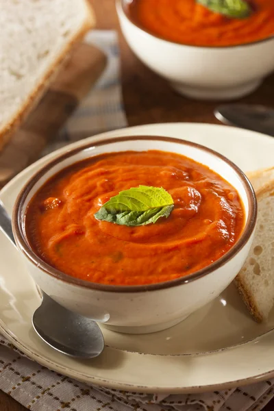 Creamy Tomato Basil Bisque Soup — Stock Photo, Image