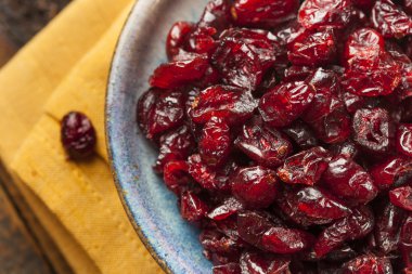 Organik kırmızı kurutulmuş cranberries