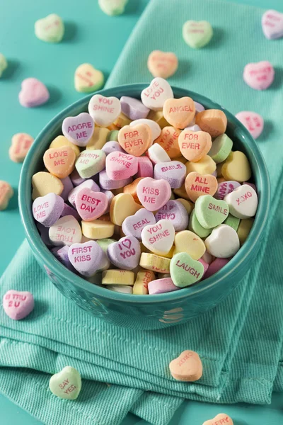 Serca rozmowy cukierków na Walentynki — Zdjęcie stockowe