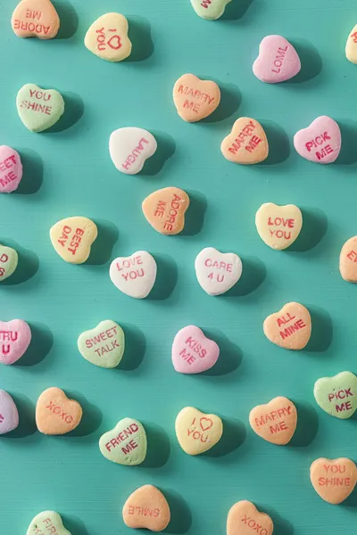 Candy Conversation Hearts para o Dia dos Namorados — Fotografia de Stock