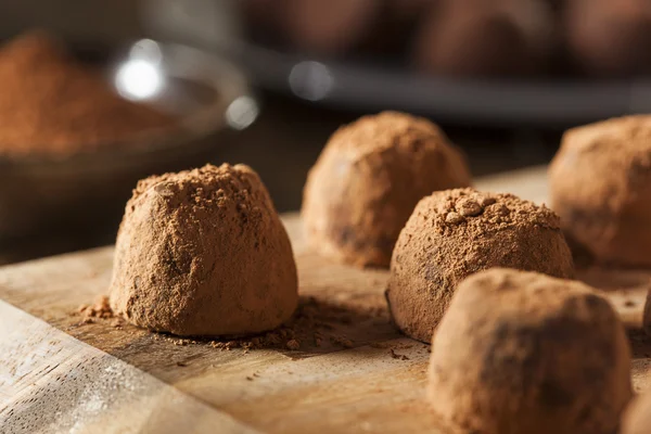 Díszes ínyenc csokoládé trufffles — Stock Fotó