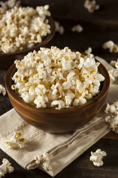 Υγιή βουτυρωμένο popcorn με αλάτι — Φωτογραφία Αρχείου