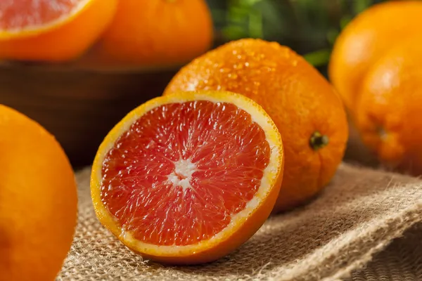 Orgânico saudável maduro sangue laranja — Fotografia de Stock