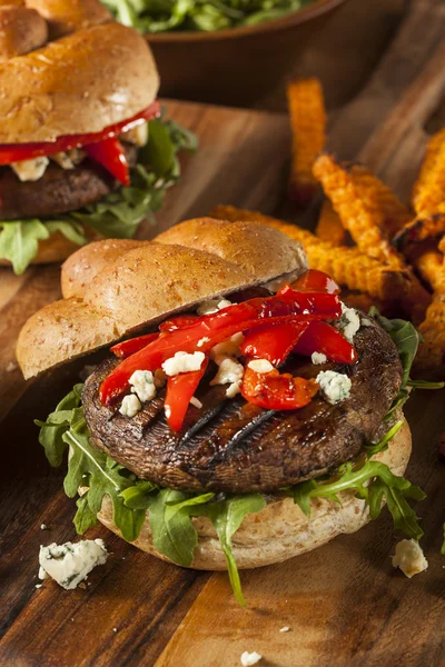 Burger grzyby portobello wegetariańska zdrowy — Zdjęcie stockowe