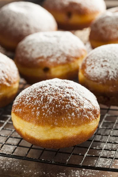 Пончик домашнє малини Польська paczki — стокове фото