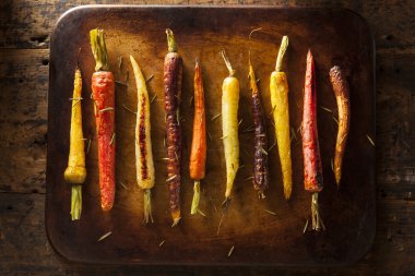 kavrulmuş havuç renkli renkli multi