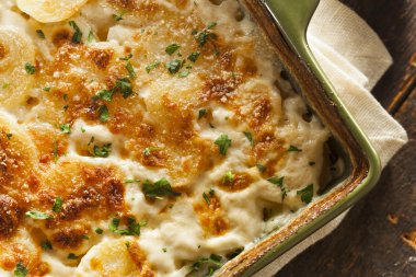 ev yapımı cheesey elma dilimli patates