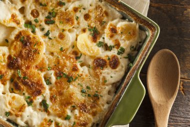 ev yapımı cheesey elma dilimli patates