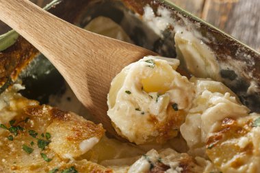 ev yapımı cheesey elma dilimli patates