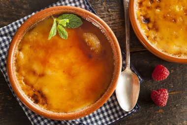 Gourmet Carmelized Creme Brulee clipart