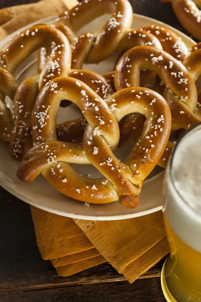 Homemade Soft Pretzels with Salt — Stock Photo, Image