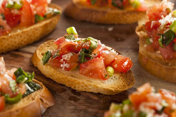 自制意大利意式烤面包的开胃菜 — 图库照片