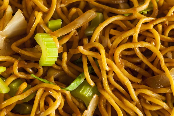 Asiatico Chow Mein Tagliatelle — Foto Stock