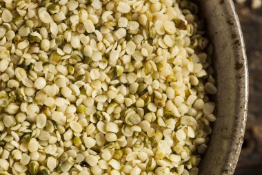 Organik dövme kenevir tohumlar