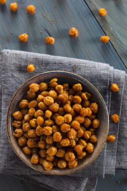 Sağlıklı Kızarmış Baharatlı Nohut