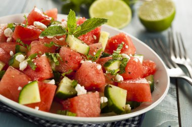 sağlıklı organik karpuz salata