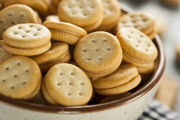 Gezonde pindakaas sandwich crackers — Stockfoto