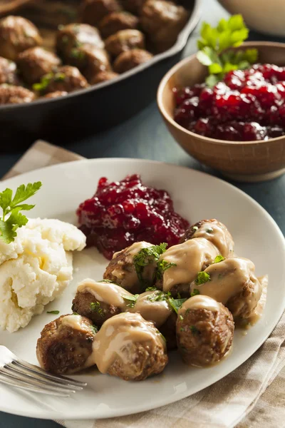 Albóndigas suecas caseras con salsa de crema —  Fotos de Stock