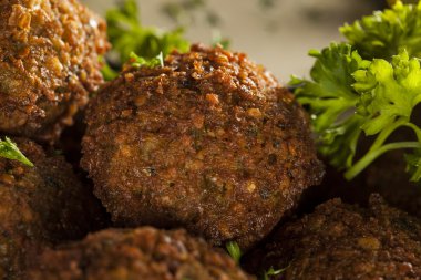 sağlıklı vejetaryen falafel topları