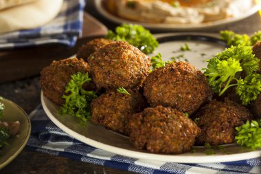 sağlıklı vejetaryen falafel topları