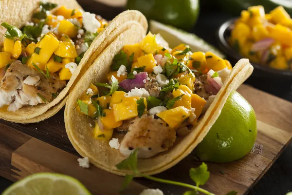 Tacos de peixe caseiro Baja — Fotografia de Stock