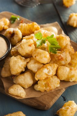 bira Battered wisconsin peynir curds