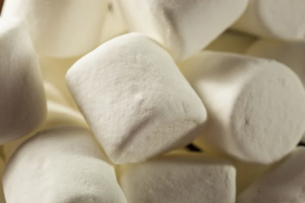 Marshmallows brancos grandes insalubres — Fotografia de Stock