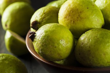 taze organik yeşil guava
