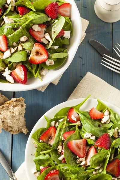 Salade balsamique aux fraises bio et santé — Photo