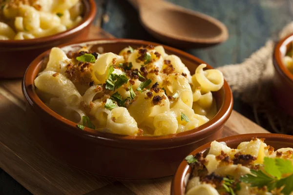 Macarrão caseiro assado e queijo — Fotografia de Stock