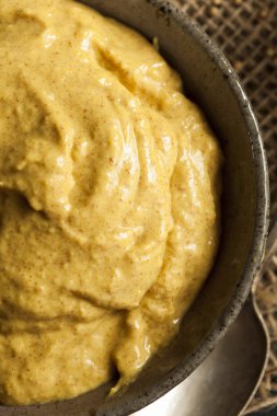 ev yapımı Baharatlı hardal sosu