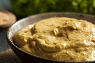 ev yapımı Baharatlı hardal sosu