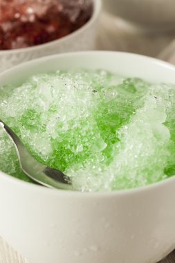 ev yapımı kesilmiş buz canlandırıcı