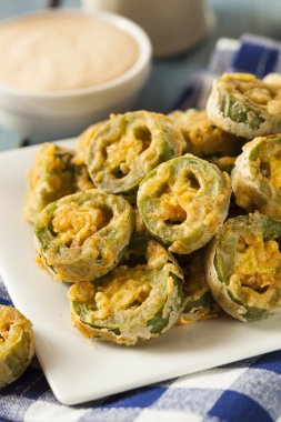 sağlıksız kızarmış jalapeno dilimleri