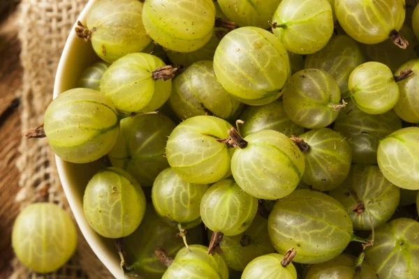 Organik çiğ yeşil bektaşi