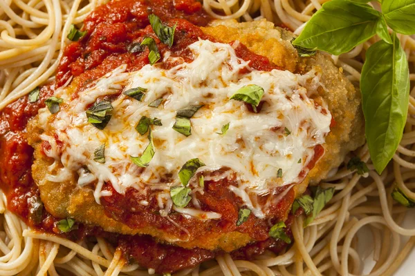 Hemlagad italiensk kyckling parmesan — Stockfoto