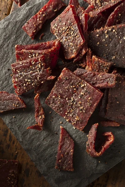 Jried Peppered Beef Jerky — стоковое фото