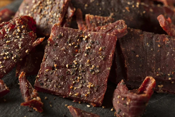 Jried Peppered Beef Jerky — стоковое фото