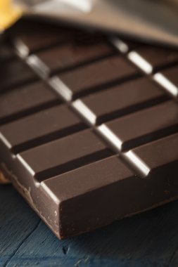 Organik koyu çikolata şeker