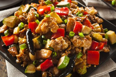 ev yapımı kung pao tavuğu