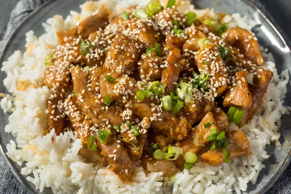 Hausgemachtes Asiatisches Knoblauch Ingwer Schweinefleisch Mit Reis Und Sesam — Stockfoto