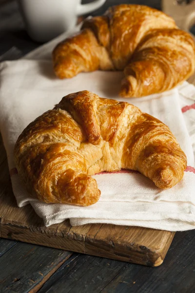 Hausgemachte französische Croissants — Stockfoto