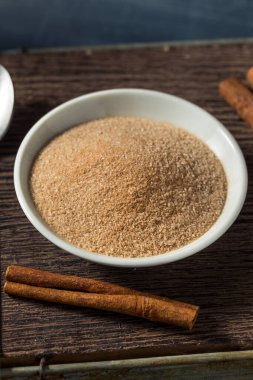 Tatlı Sugary Tarçın Şeker Kasesinde