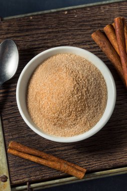 Tatlı Sugary Tarçın Şeker Kasesinde