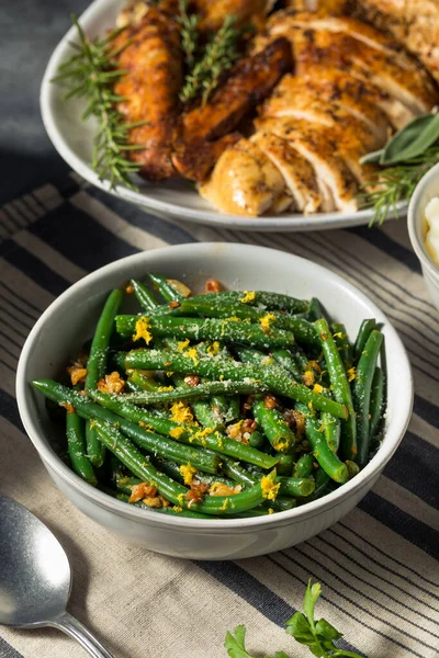 Gezonde Zelfgemaakte Thanksgiving Green Beans Een Schaal — Stockfoto