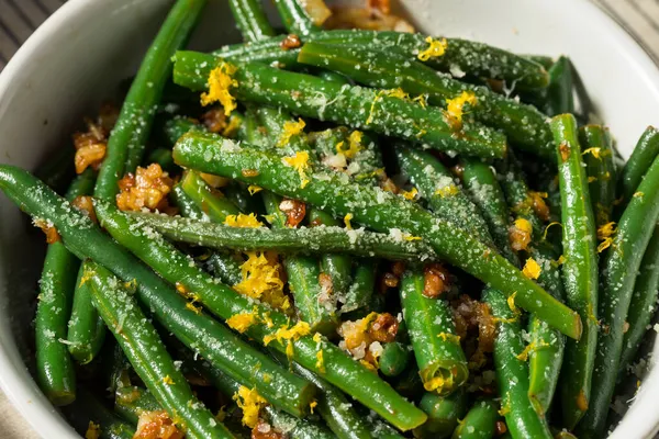 Gezonde Zelfgemaakte Thanksgiving Green Beans Een Schaal — Stockfoto