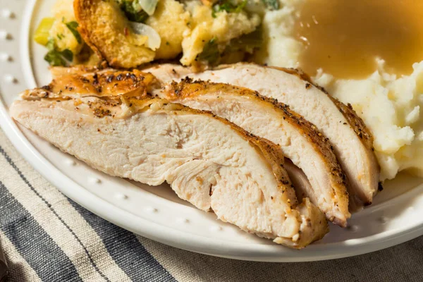 Dia Ação Graças Caseiro Prato Jantar Turquia Com Recheio Molho — Fotografia de Stock